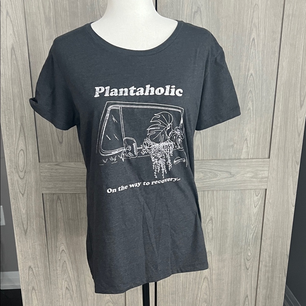 3 for $20 💜 Next Level Plantaholic T-Shirt